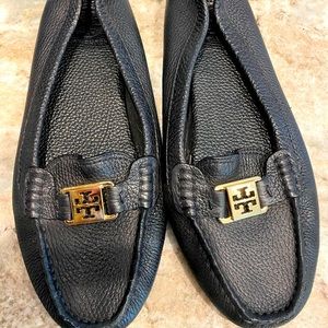 Tory Burch Black Leather Loafers 9.5